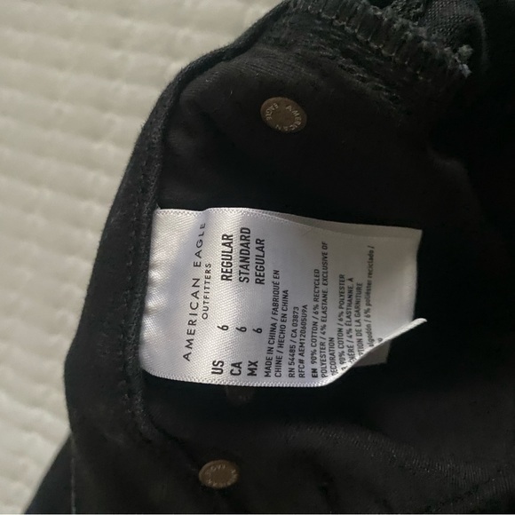 American Eagle ripped Jeans - Picture 2 of 5
